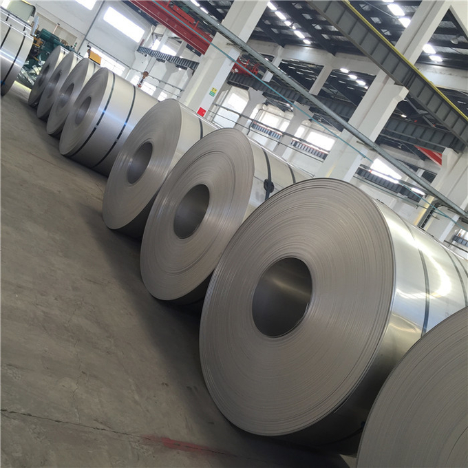 A bobina de aço inoxidável laminada a alta temperatura de Tisco laminou 1000-6000mm 2